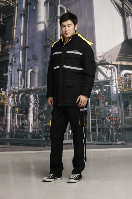 勞保服的重要性，與工作服一樣嗎